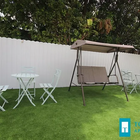 251 Airport/Top House Apartments Miami Exterior photo