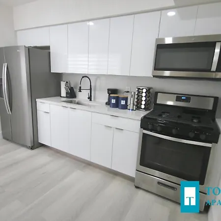 251 Airport/Top House Apartments Miami Exterior photo